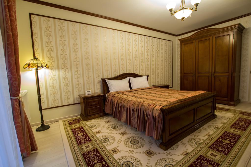 Appartement Casa-Le-Baron à Satu-Mare Chambre photo