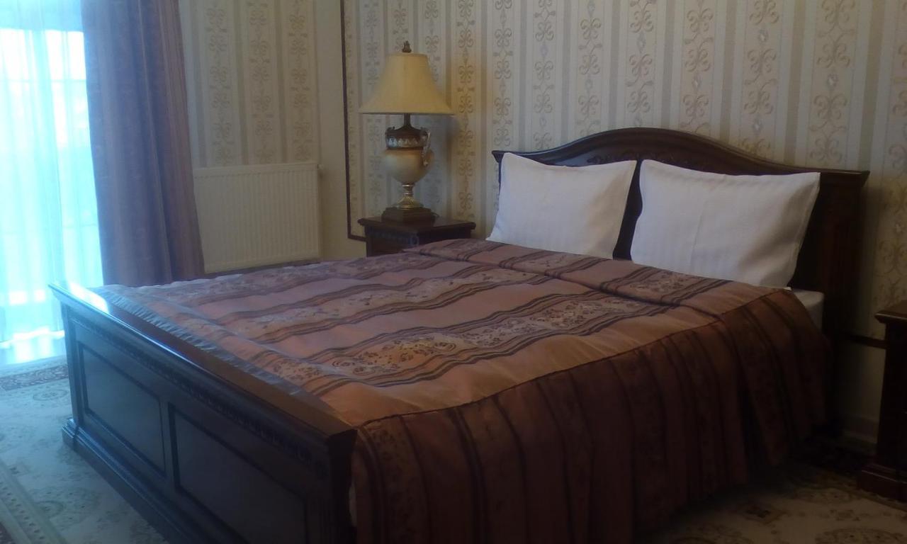 Appartement Casa-Le-Baron à Satu-Mare Extérieur photo